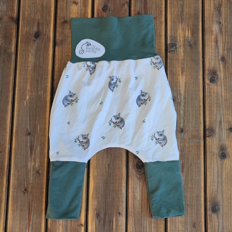 Pantalon évolutif koala fond blanc / vert forêt